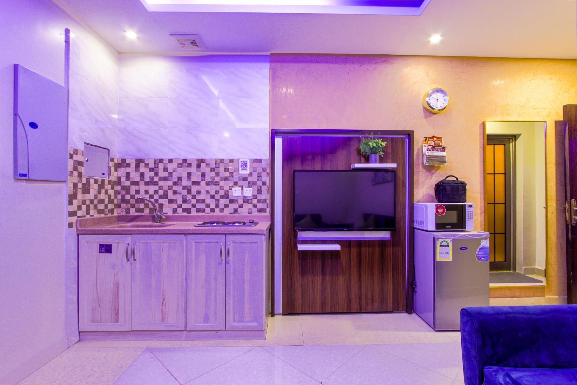Swat Hotel Apartments Даммам Экстерьер фото